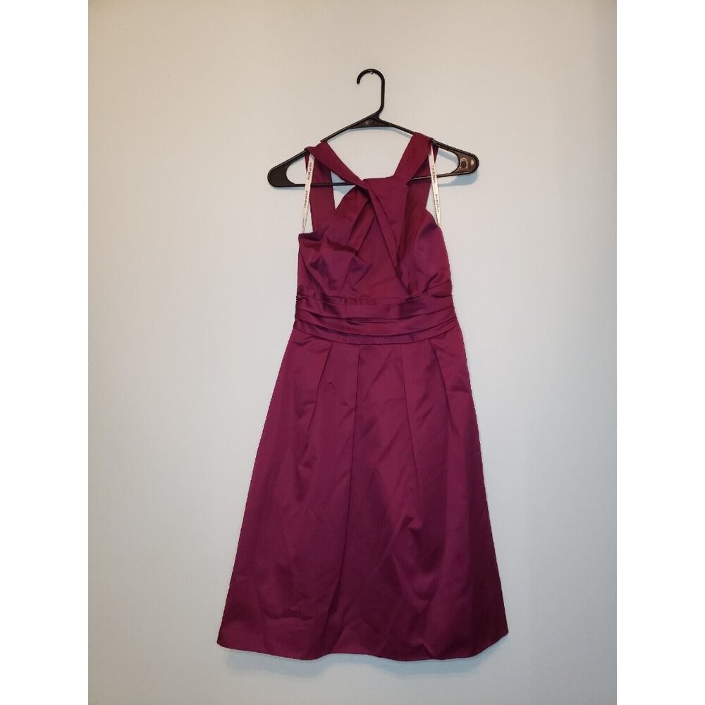 David's Bridal Bridesmaid Dress Women's 2 Sleeveless Maroon Knee Length Ruched